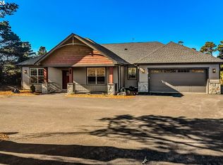 5216 Dunewood Dr, Florence, OR 97439