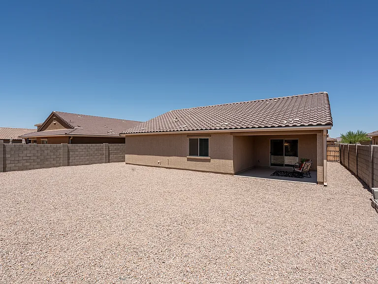 1547 E Inouye Dr — Photo 17
