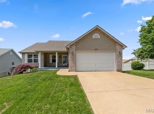 605 Glenfield Ct, Imperial, MO 63052