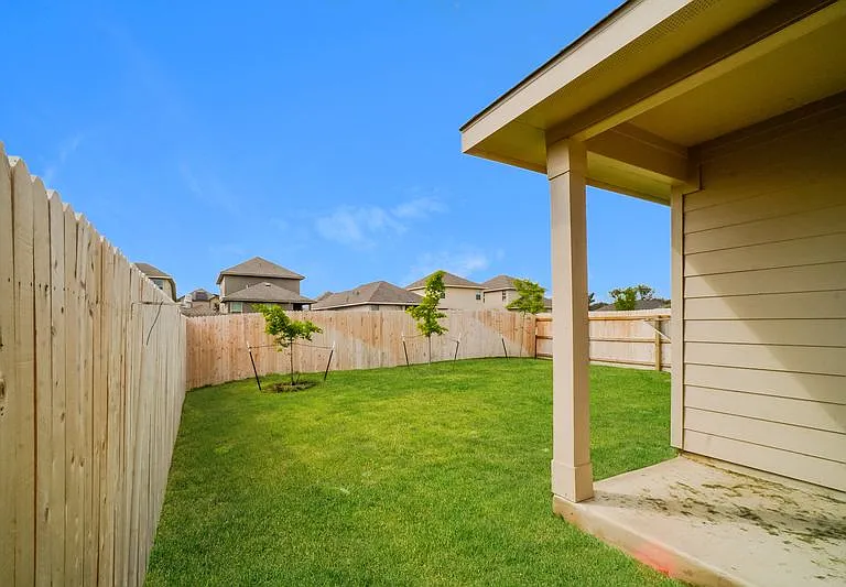 9315 Dogwood Hl — Photo 5