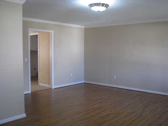 5th image of 17278 Mahogany Dr