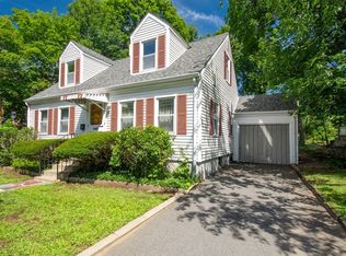 11 Stimson St, West Roxbury, MA 02132