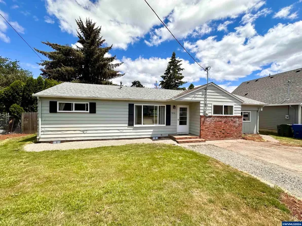 3650 Middle Grove Dr NE, Salem, OR 97305