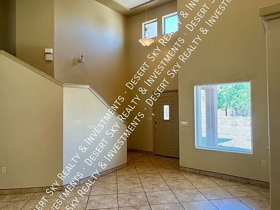 3rd image of 4230 Tres Ninos #A