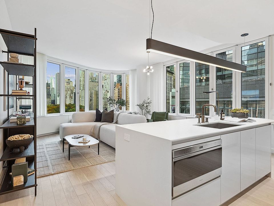 1st image of 1 W 60th St #16D