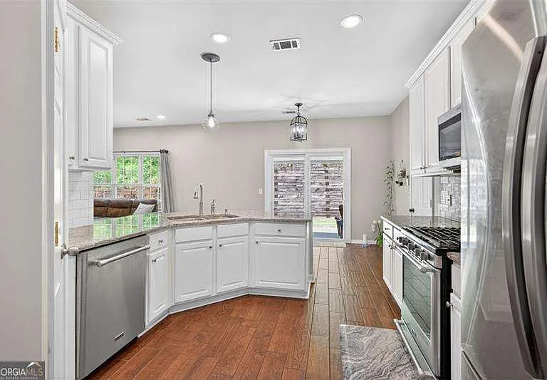 2865 Stonehenge Ct — Photo 19