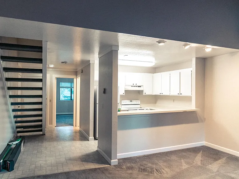 807 Alder Ave — Photo 6