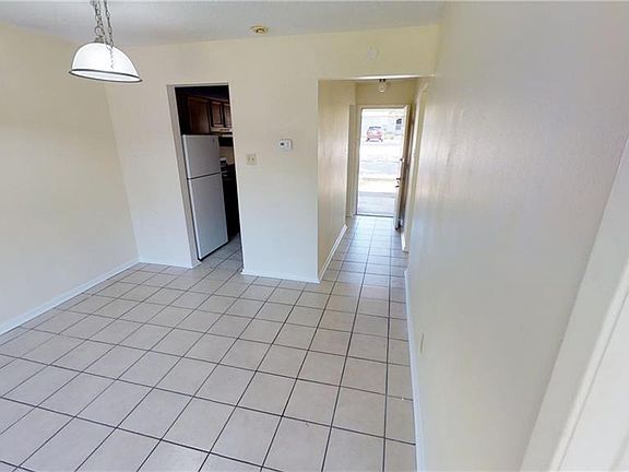 4th image of 10 Deerfield Dr APT C