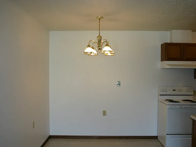 Windom Apartments — Photo 22