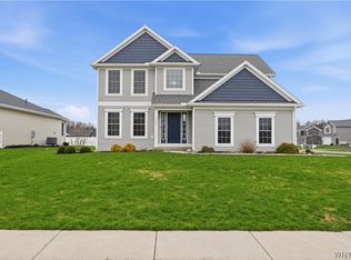 2386 Burbank Dr, Lake View, NY