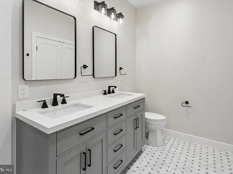 3929 Fulton St NW #A — Photo 24