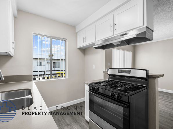 10429 La Reina Ave #B-01