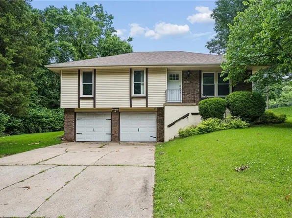 3533 N College Ave, Kansas City, MO 64117