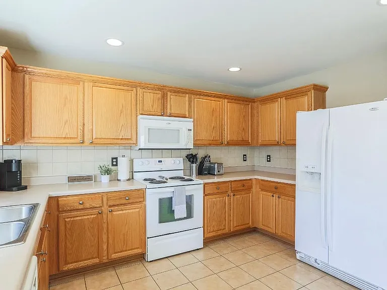 160 Solheim Ln — Photo 20