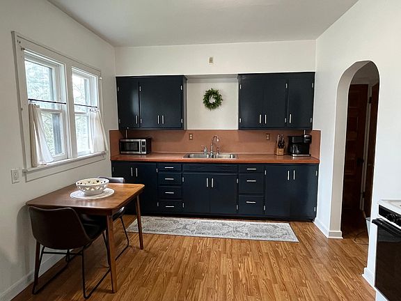 5th image of 1425 Quarry Ave NW #2