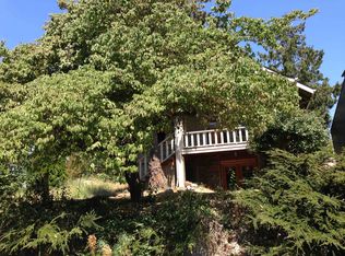 3330 NE Blakeley St, Seattle, WA 98105