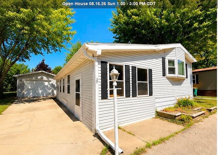 1st image of 806 28th St Trailer 17