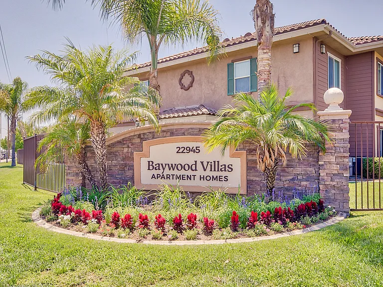 Baywood Villas — Photo 1