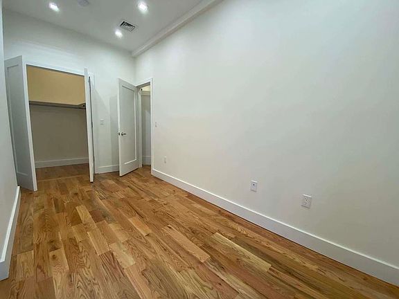 4th image of 389 Nostrand Ave #2R