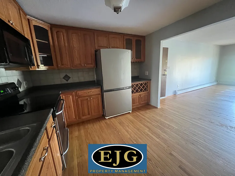 15 Silvestri Cir #16