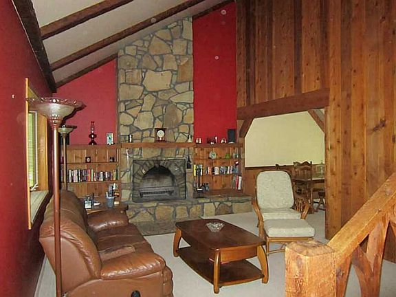 5th image of 7458 Edward Ct