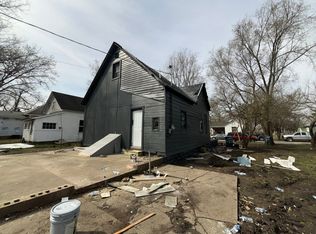 428 S 15th St, Terre Haute, IN 47807