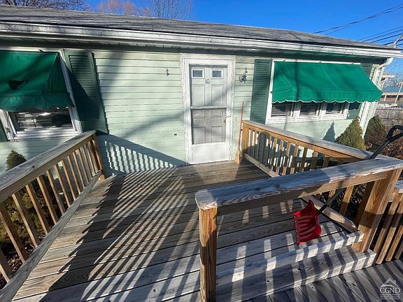 2nd image of 10 Livingston Parkway