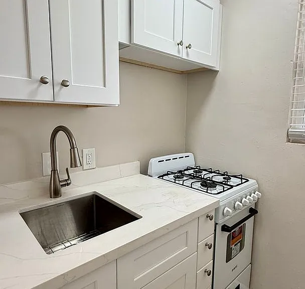 829 N 4th Ave — Photo 12