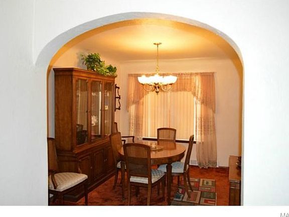 2nd image of 9109 Lucia Dr