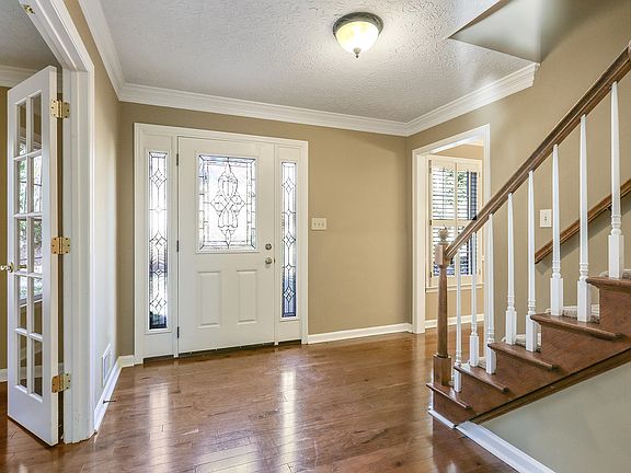 4th image of 1864 Wicks Valley Dr