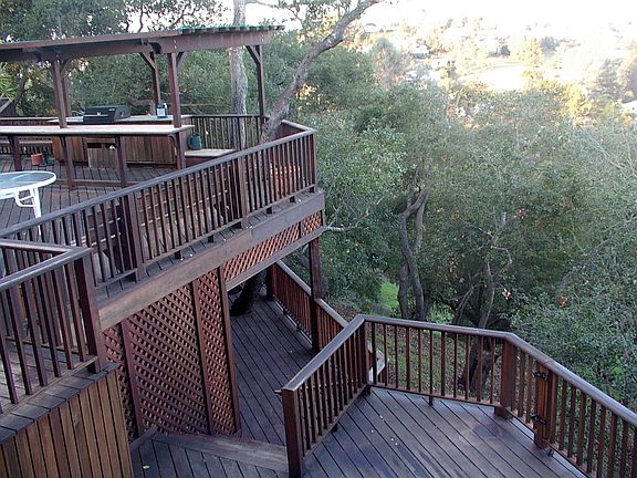 4 Level 4100 sf Deck