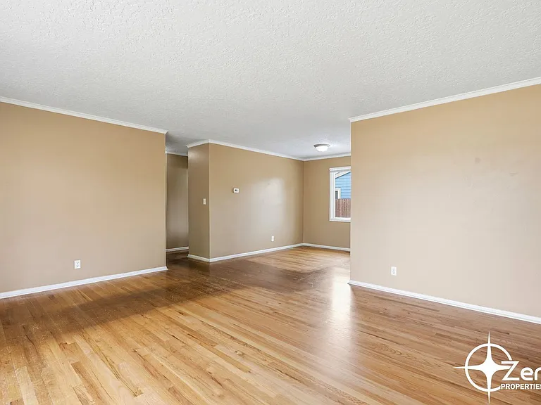 8317 Chesapeake Dr — Photo 16
