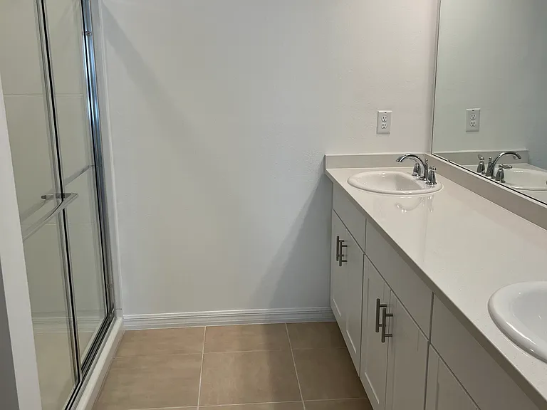 2571 Driftwood St — Photo 20