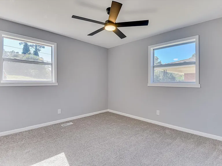 2202 Vireo Dr — Photo 31