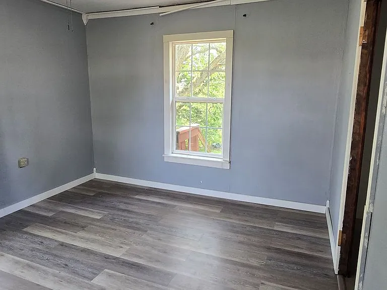 645 Houston Rd — Photo 5