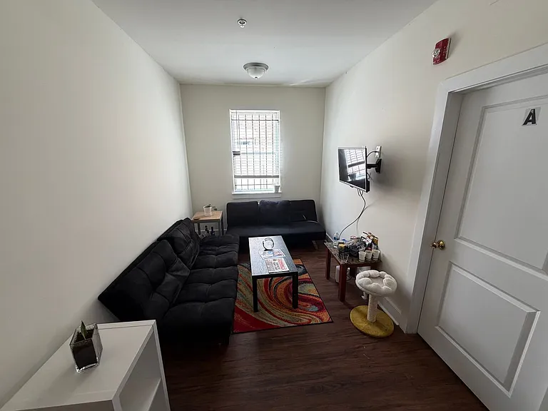 3836-50 Spring Garden St. — Photo 20