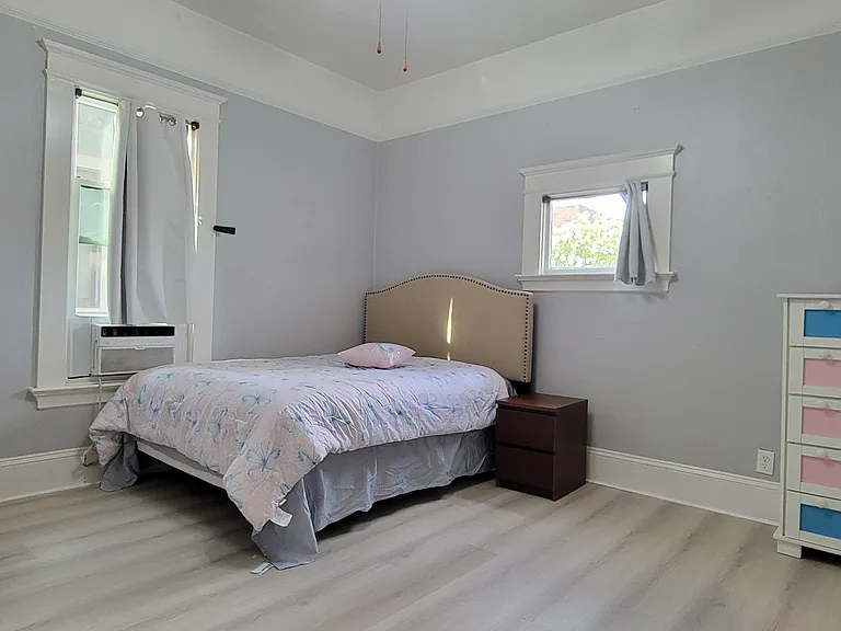 1141 Lafayette St — Photo 8