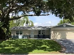 624 Sherman Rd — Photo 1