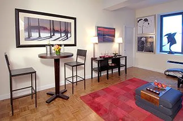 Rented by Lalezarian Properties | media 24