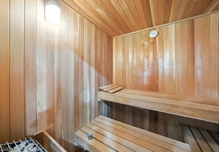 34 North St — Photo 10