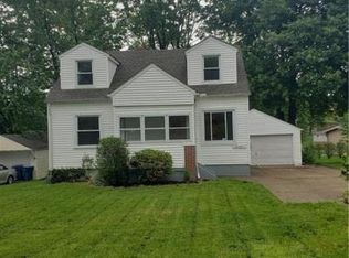 2781 Otter Dr, Akron, OH 44319