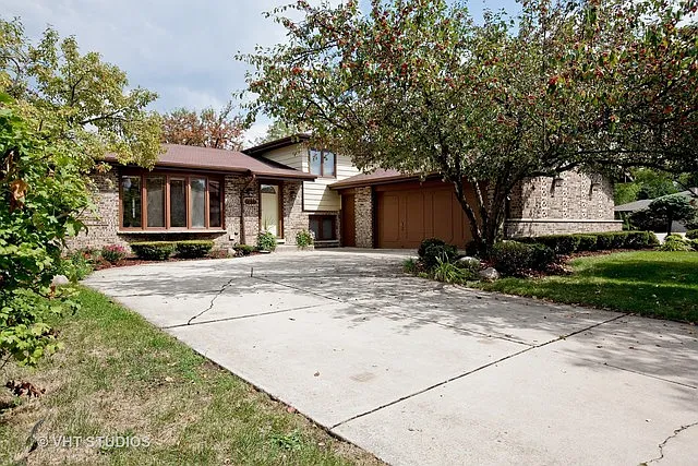 7835 Cherry Tree Ln photo 1