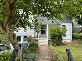 1327 Chesapeake St, Charlottesville, VA 22902