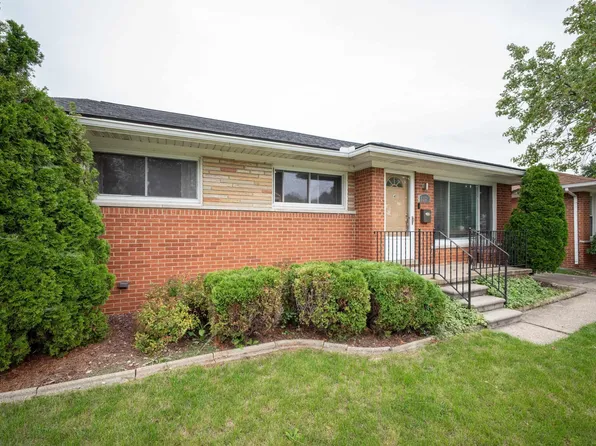 22725 Amherst St, Saint Clair Shores, MI 48081