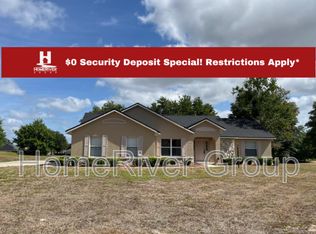 525 Dowling Cir, Lady Lake, FL 32159