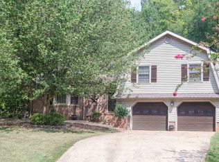 1806 Windsor Dr, Lancaster, SC 29720