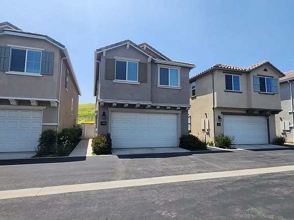 3rd image of 8555 N Walnut Way