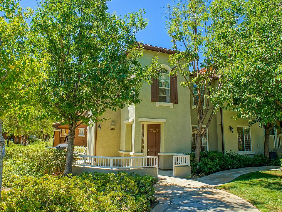 1st image of 28262 Canterbury Ct