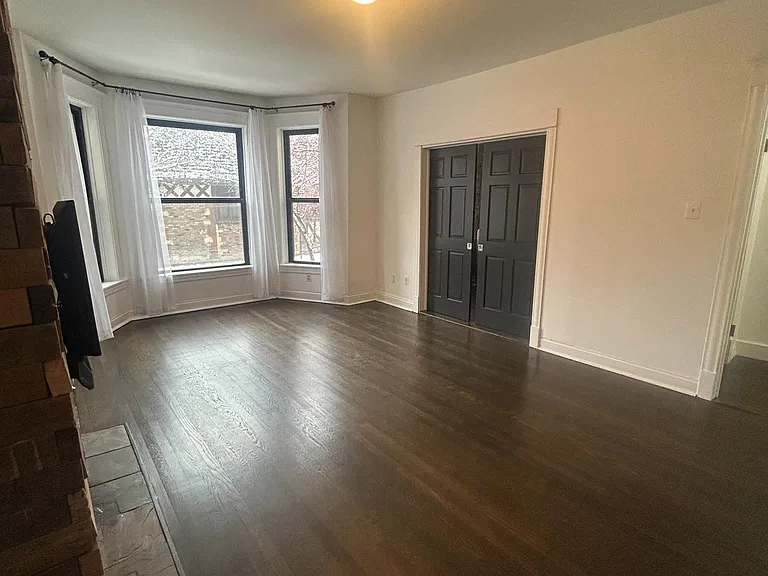 741 W Wellington Ave #1 — Photo 3