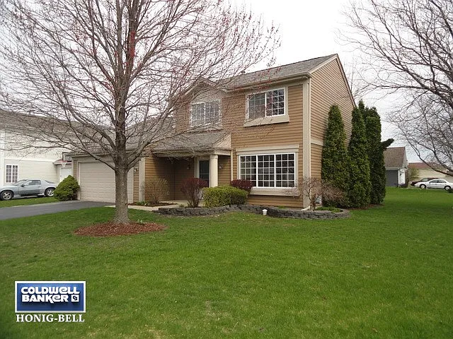 1541 Golden Oaks Pkwy photo 1
